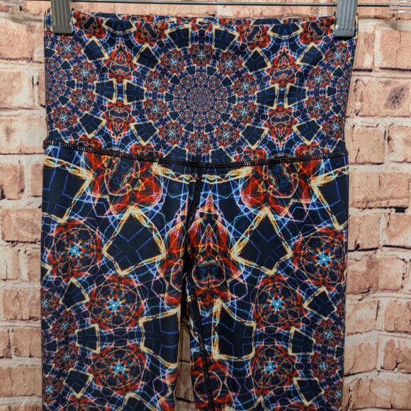 Wolven Colorful Geometric Pattern Leggings - Picture 4 of 11